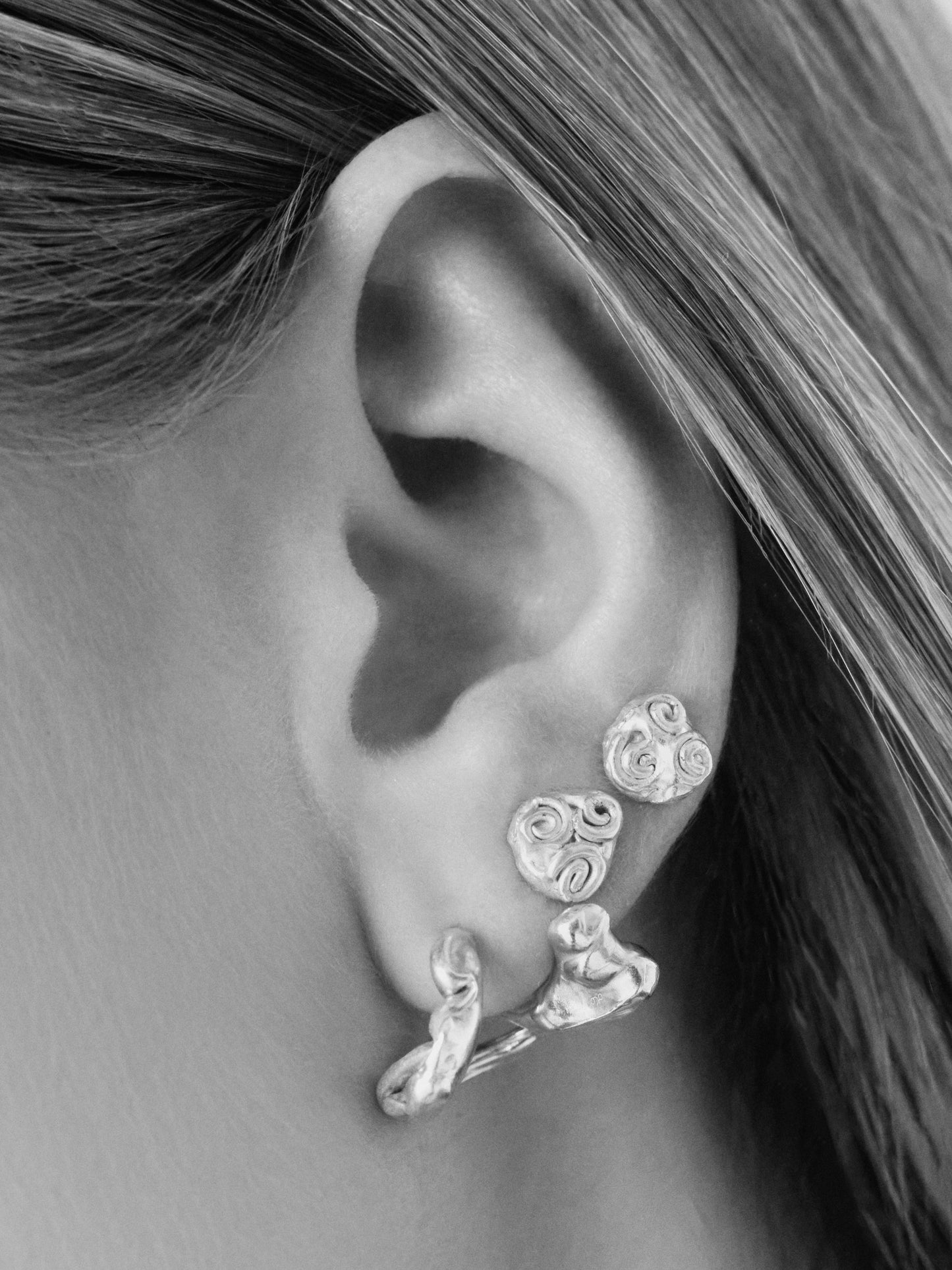 Olos earrings