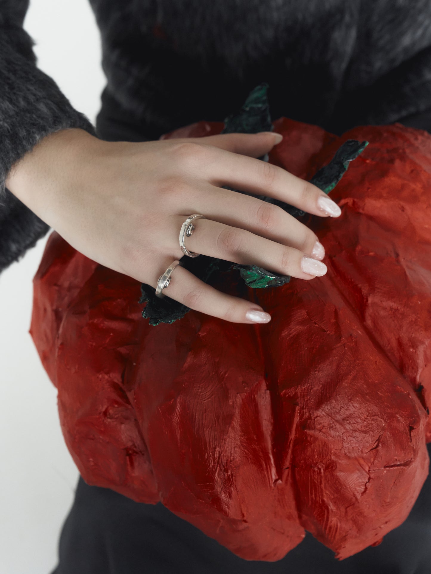 Hidden ring
