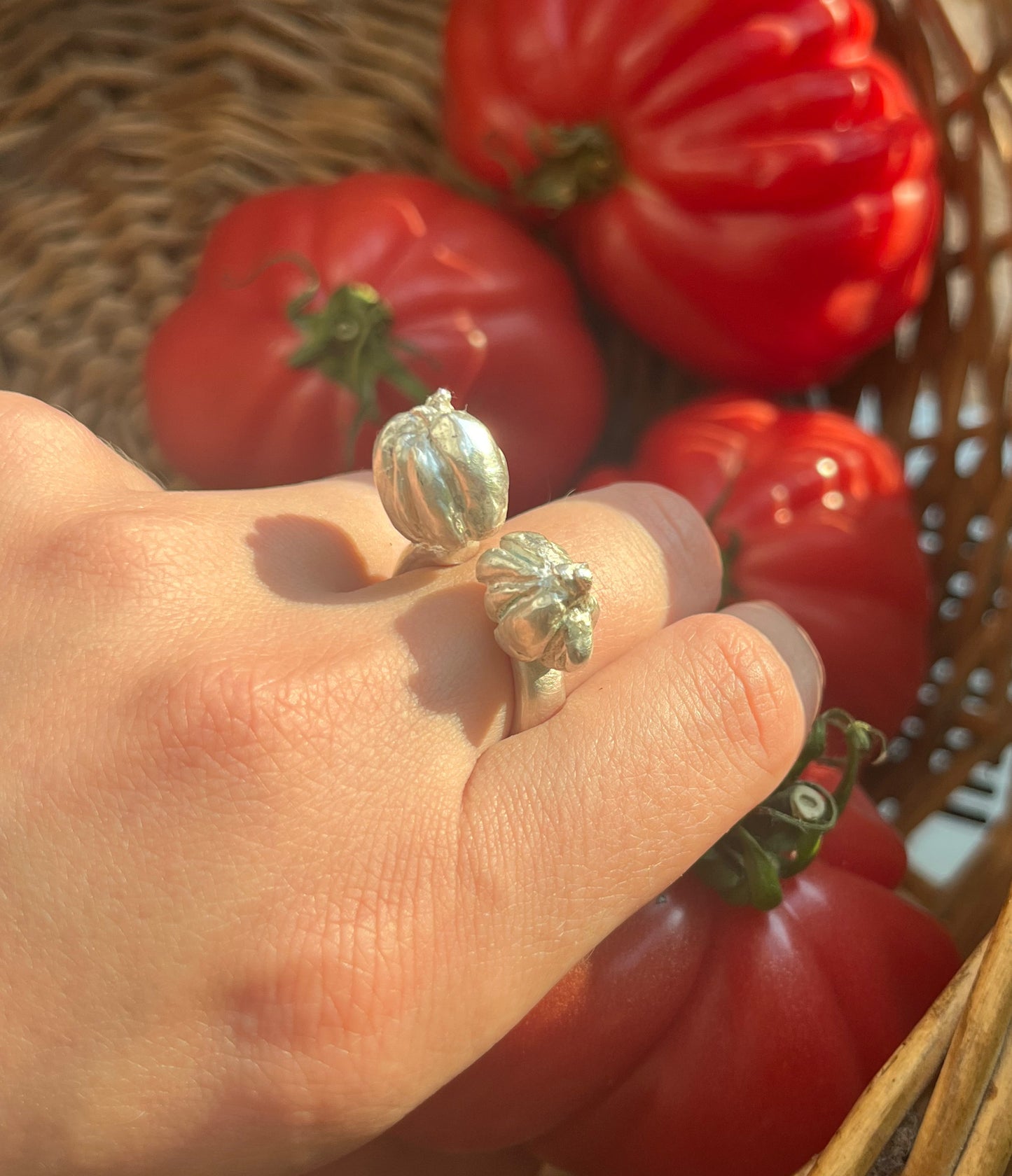 Tomato ring